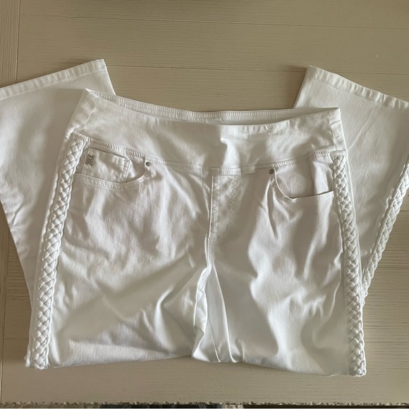 Belle by Kim Gravel Pet TripleLuxe Twill Got it Braid Crop Jean size 14 - Picture 3 of 8